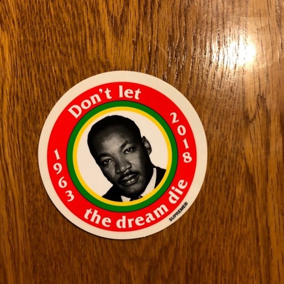 Supreme stickers come with everything you see - Picture 5 of 7